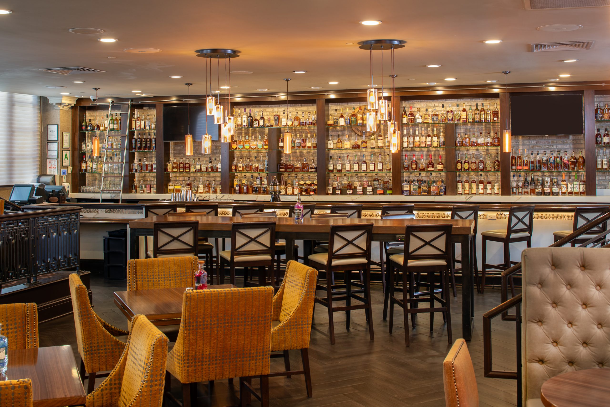Bar photo 1